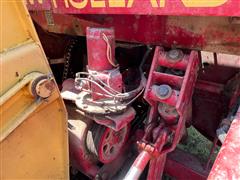 items/70359bd91e37ee11a81c000d3a61103f/1981newhollan892pulltypeforageharvester_321df5cd9ce342b3bfb4308d2f7cc954.jpg