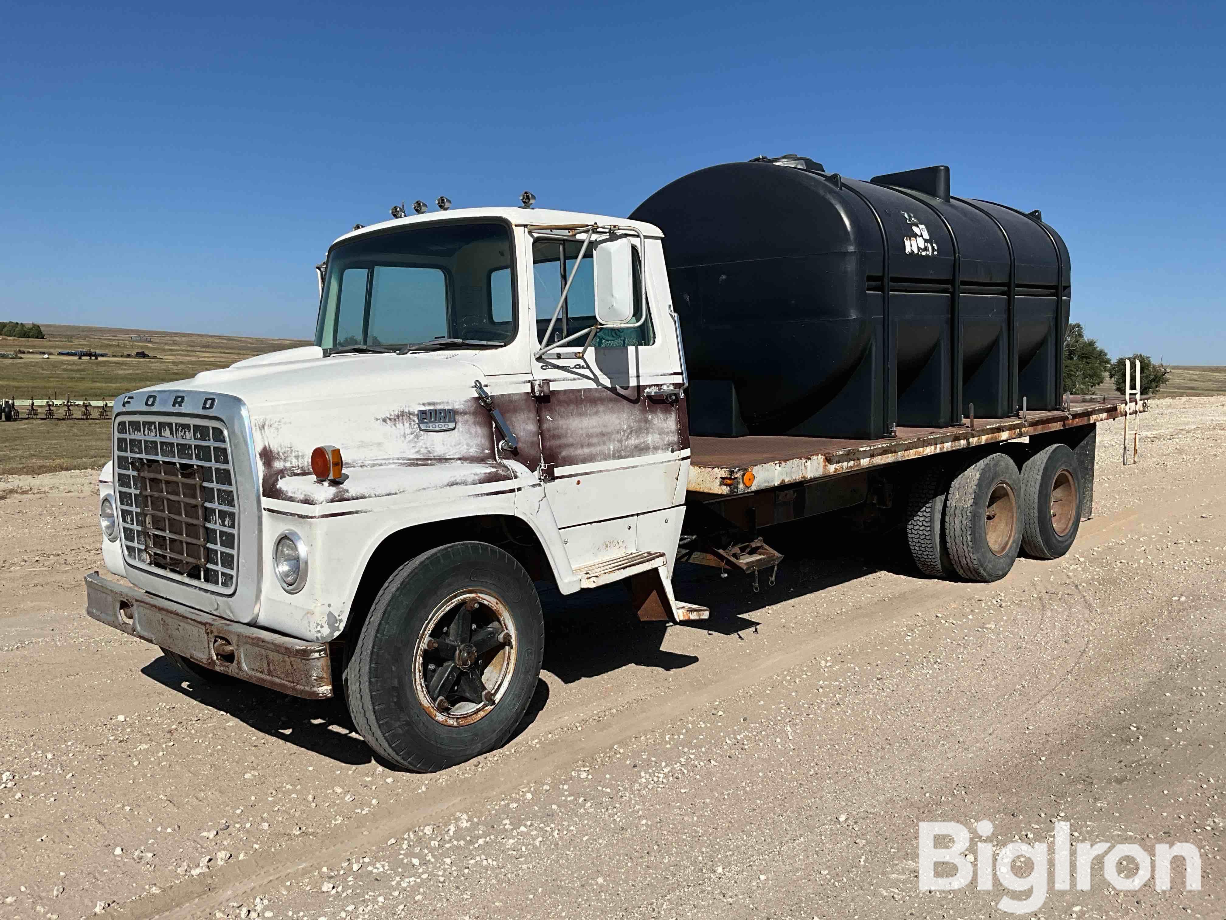 1973 Ford LN6000 T/A Flatbed Dump Truck W/Water Tank 