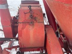 items/7061aee9d99ced119ac40003fff922e3/newholland352grindermixer-22_19764bc7764a48029db390645a9699a3.jpg