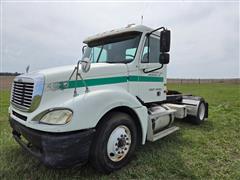 2003 Freightliner Columbia 120 S/A Truck Tractor 