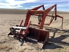 Farmhand F236 Loader 