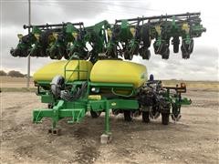 2013 John Deere DR24 24R30” Planter 