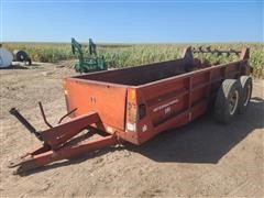 International 595 Manure Spreader 