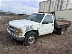 1995 Chevrolet Cheyenne 3500 2WD Flatbed Pickup 