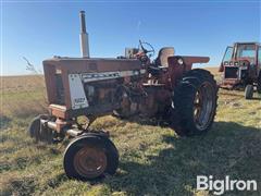 1964 International 706 2WD Tractor 