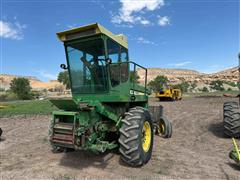 John Deere 5400 Self-Propelled Forage Harvester 