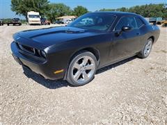 2009 Dodge Challenger R/T 2 Door Sports Car 