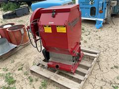 Valmar 1210 Air Seeder 