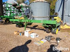 John Deere 7300 Male Row Planter 