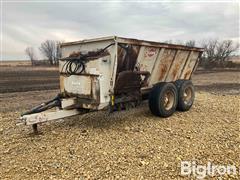 KUHN Knight 8132 Pro Twin Slinger T/A Manure Spreader 