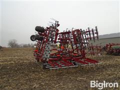 items/722cbe3b69b7ef1195f6002248918839/2012wilrichqx242fieldcultivator_2f37b915e0f2471b9ea63607011a9754.jpg