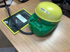 John Deere StarFire 3000 GPS Receiver 