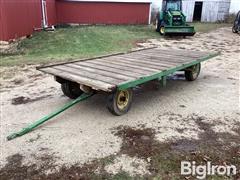 John Deere Hay Wagon 