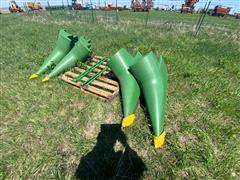 John Deere 2-Sets Of Crop Dividers 