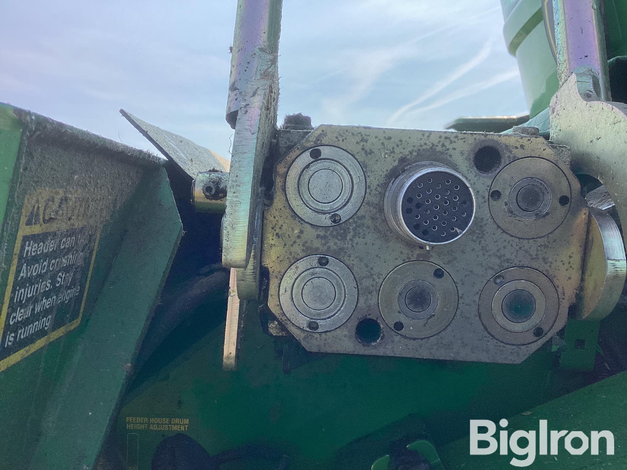 items/72a04047c87eef119443000d3a620d5e/johndeere9650combine_0ad16e7c36ff4a968e16044fe10ef208.jpg