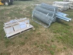 Chain Link Fence W/Accessories 