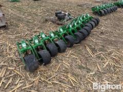 items/72c3033374fbef11a4de002248916f6f/fast-trac-closing-system-w-fertilizer-tubes-2_1227c4c0bf4b433f88858220e8432931.jpg