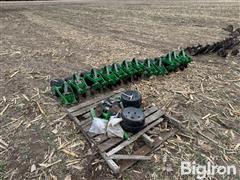 items/72c3033374fbef11a4de002248916f6f/fast-trac-closing-system-w-fertilizer-tubes-2_b4ab55c759ec46f8801d72e027fa52ec.jpg