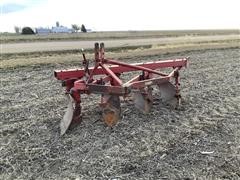 Massey Ferguson MF82 4 Bottom Plow 