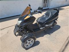 2010 Ningbo Dongfang Lingyun D150TKA Reverse Trike 