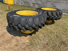 John Deere/Firestone Dual Rims W/16.9R30 Tires 