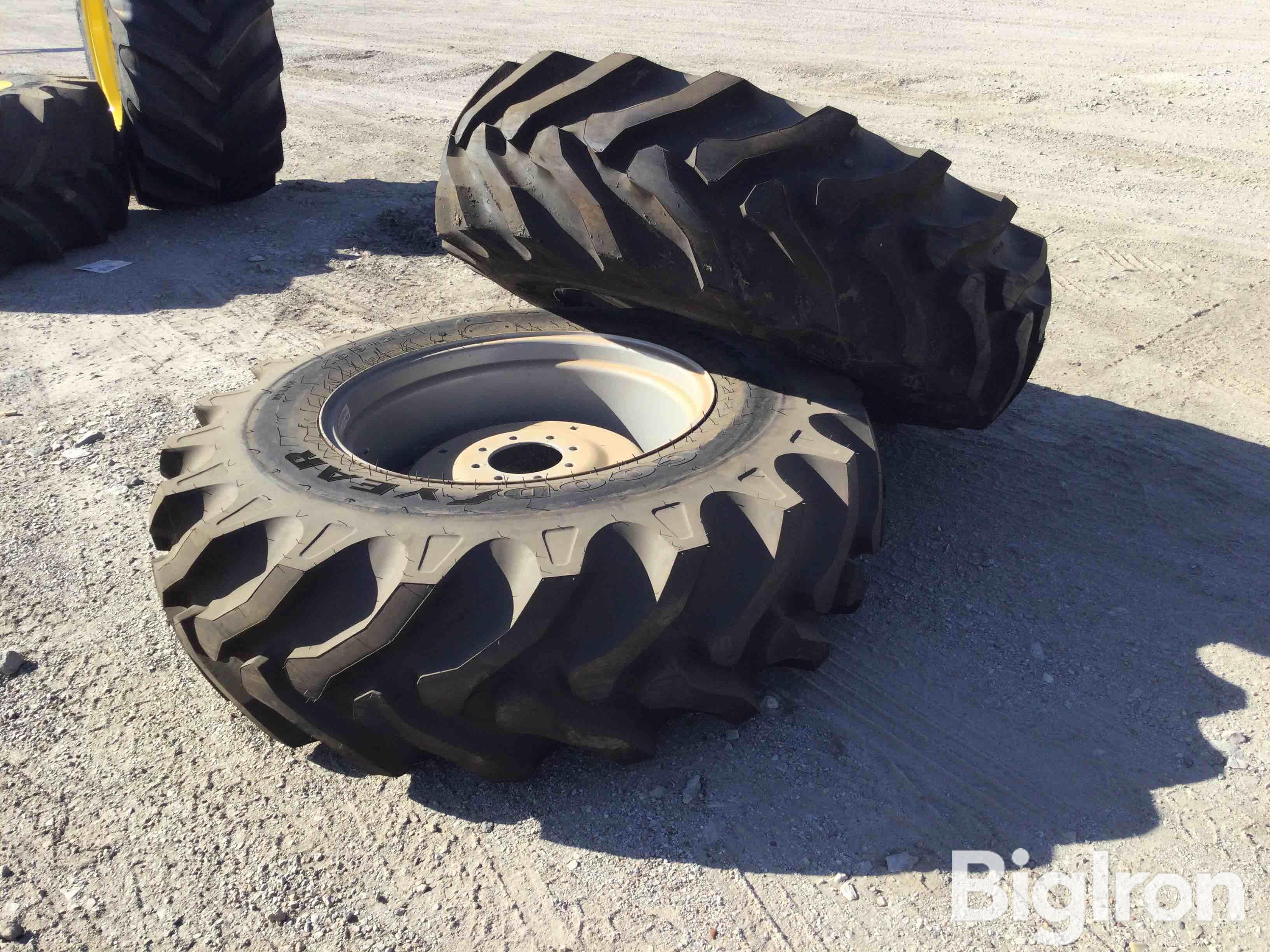 Goodyear 16.9-28 Massey Ferguson 2600, MF 4700 Series 2WD Rear Tires And Rims 