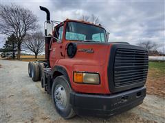 1992 Ford L9000 T/A Cab & Chassis Truck 