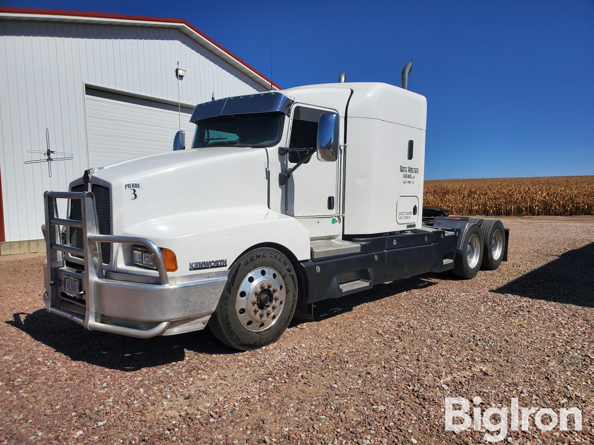 2007 Kenworth T600 T/A Truck Tractor 