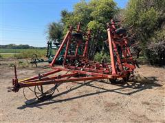 Hesston 2210 Field Cultivator 