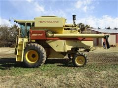 items/74272b2d95acec11bea100155d42e7c0/1984newhollandtr852wdcombine_51e83ab106224c79a3824cc1ef62392f.jpg