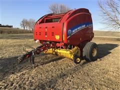 2014 New Holland 560 Specialty Crop Round Baler 