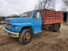 1984 Ford F700 S/A Grain Truck 