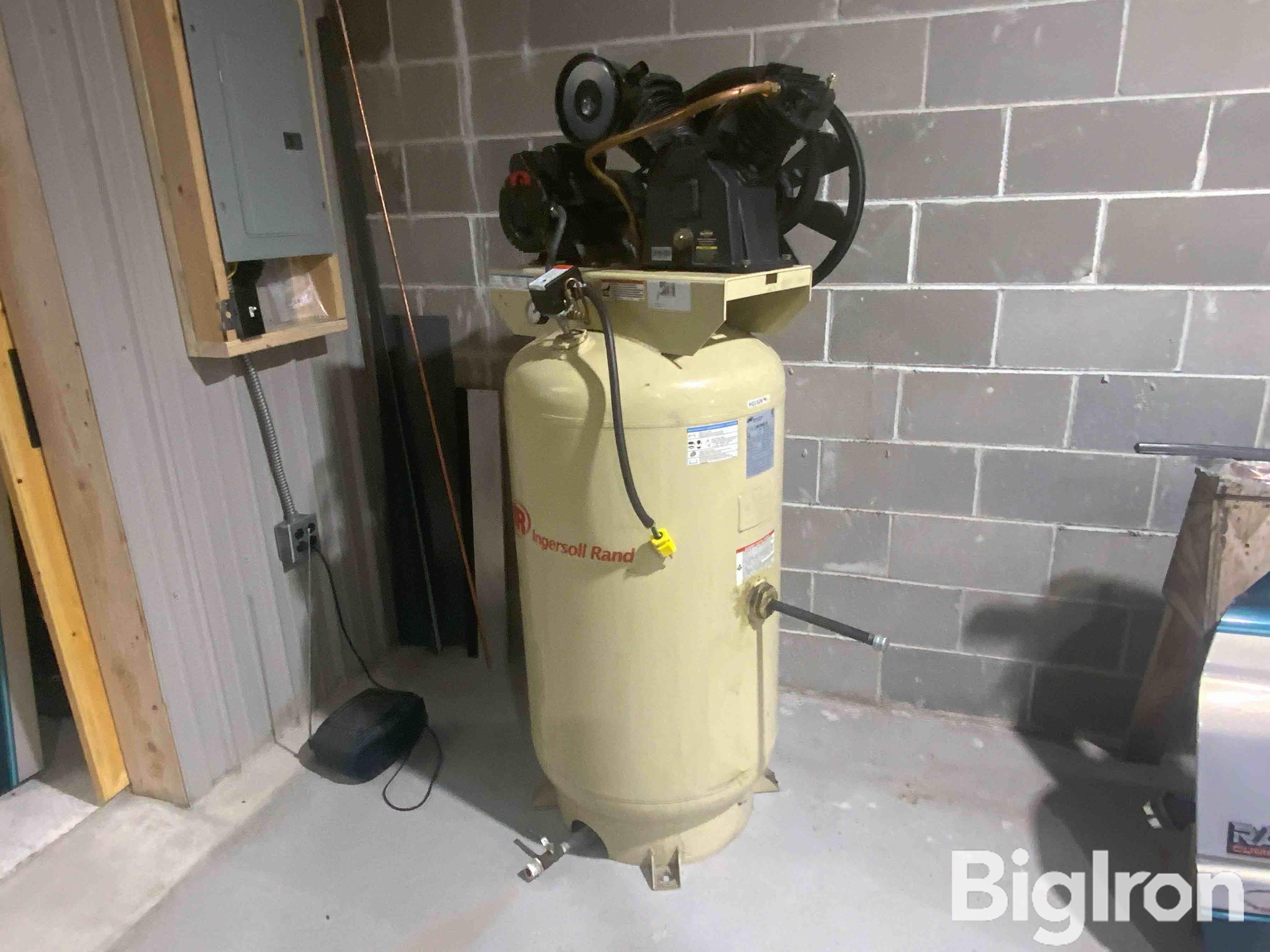 Ingersoll Rand TS4N5 80-Gallon Air Compressor 