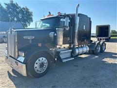 2000 Kenworth W900 T/A Truck Tractor W/Sleeper 