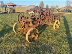 John Deere Stationary Hay Baler 