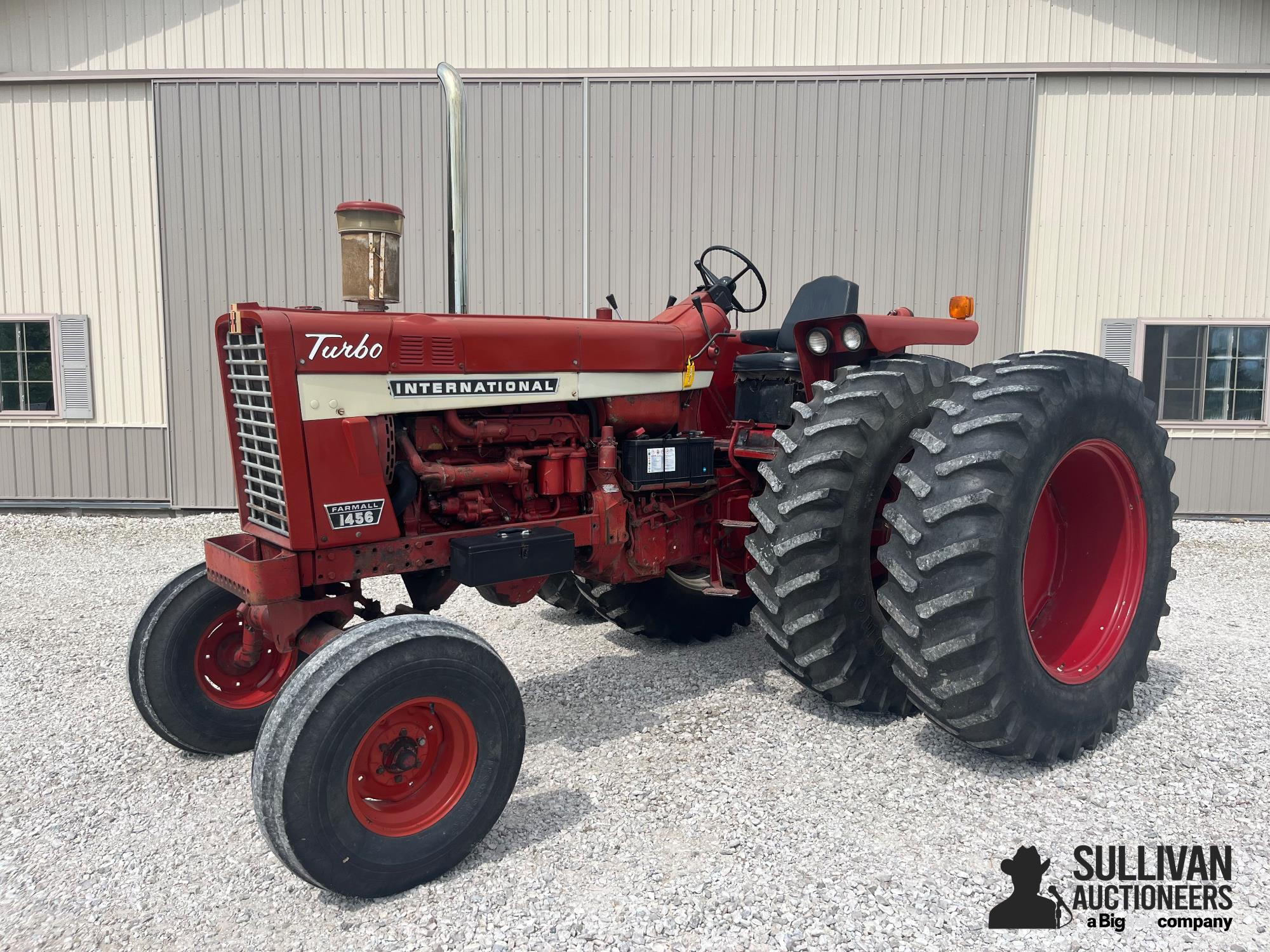 1970 International Farmall 1456 2WD Tractor 