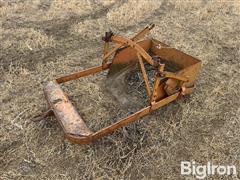 Allis-Chalmers Dirt Scraper/Scoop 