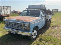 1980 Ford F350 Custom 2WD Flatbed Service Truck 
