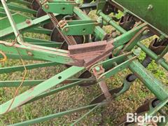 items/758cc564a741f01195f37c1e5239afe0/john-deere-df-b-pull-type-grain-drill_8b54c9b1ad0645acb153ba156b0e9ca7.jpg