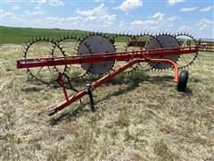 Farmhand 6-Wheel Rake 