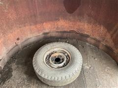 items/75ef687c35beed119ac400155d72f726/1981agribumperhitch16livestocktrailer_d977d9989a4b4ee7a2d9173fb0da0409.jpg