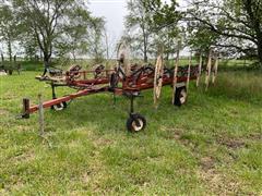 Hesston 3980 12-Wheel Rake 