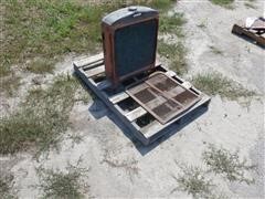 Allis-Chalmers Radiator & Grille 