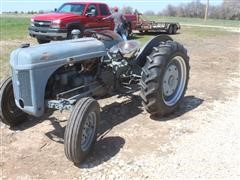 1946 Ford 2N 2WD Tractor 