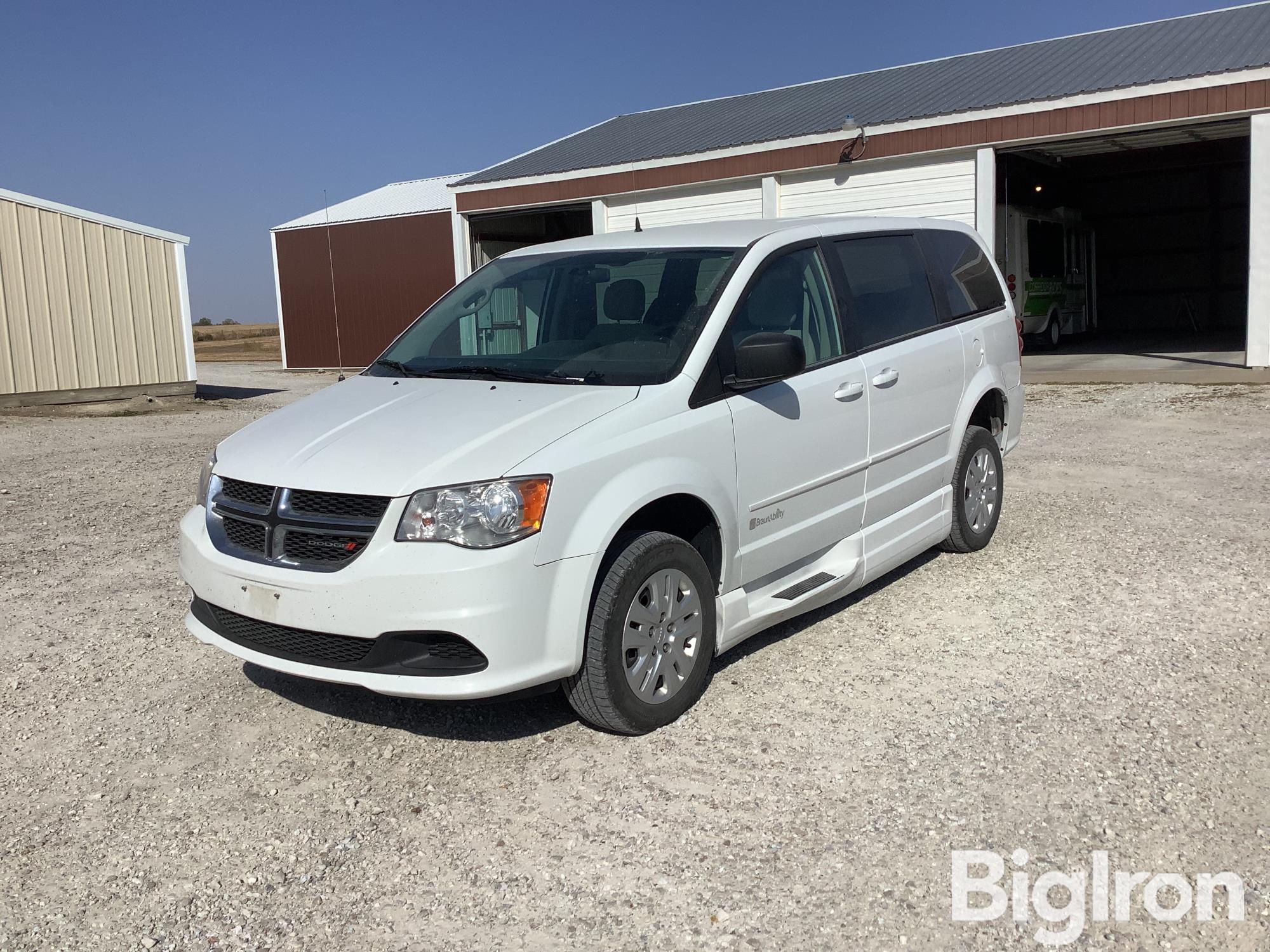 2014 Dodge Caravan SE 2WD Van 