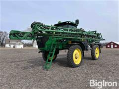 2014 John Deere R4038 Self-Propelled Sprayer 