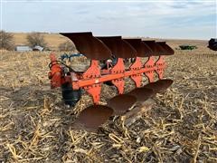 Allis-Chalmers 600 5 Bottom Rollover Plow 