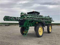 2014 John Deere R4038 Self-propelled Sprayer 