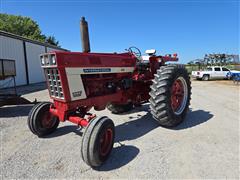 1974 International 966 2WD Tractor 