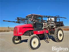 1999 Apache 760 Self-Propelled Sprayer 